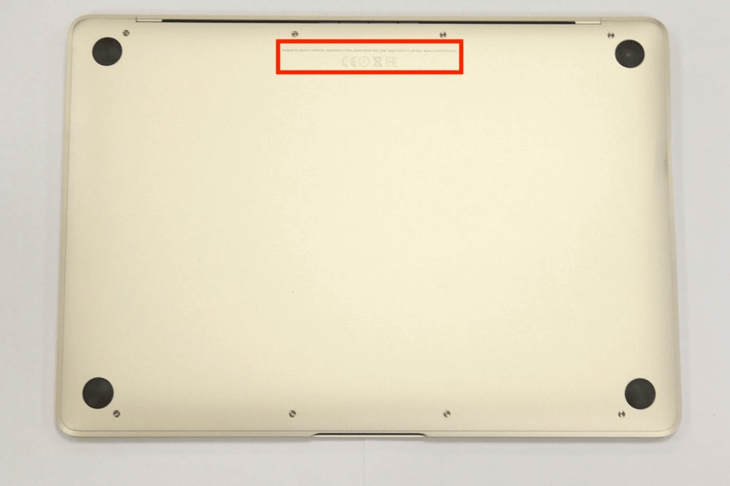 IDENTIFICATION-MODELE-COUVERCLE-MACBOOK